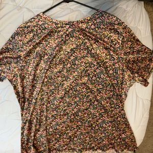 SUPER CUTE Velvety Fall Flower Old Navy Top - PLUS